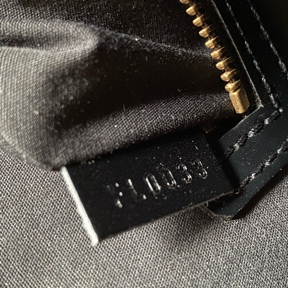 Louis Vuitton Figari PM Black Epi Leather Handbag - Picture 9 of 9